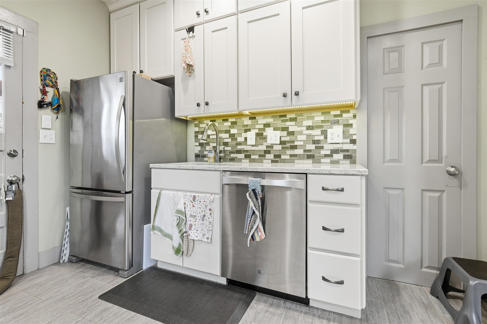 921 W Wood Street, Bloomington, IL 61701