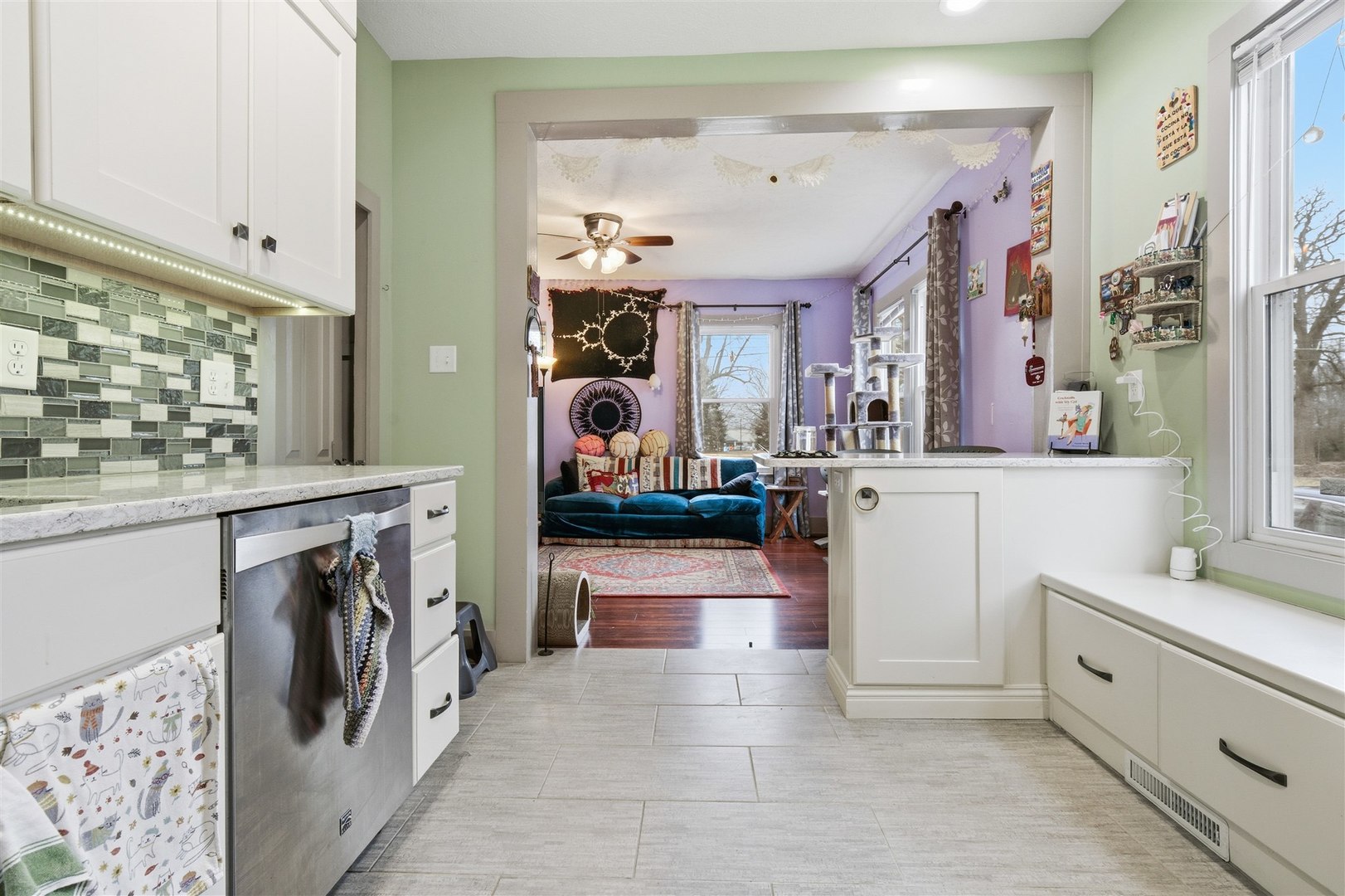 921 W Wood Street, Bloomington, IL 61701