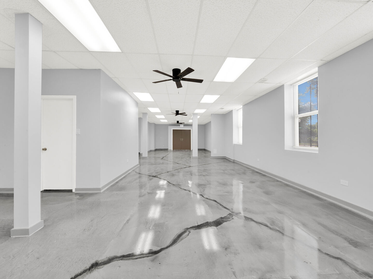 5242 S Damen Avenue, Chicago, IL 60609