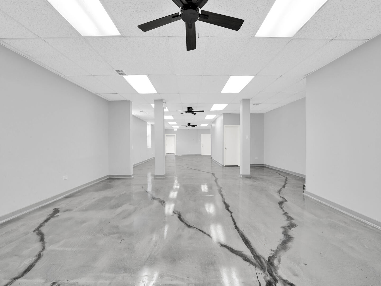 5242 S Damen Avenue, Chicago, IL 60609