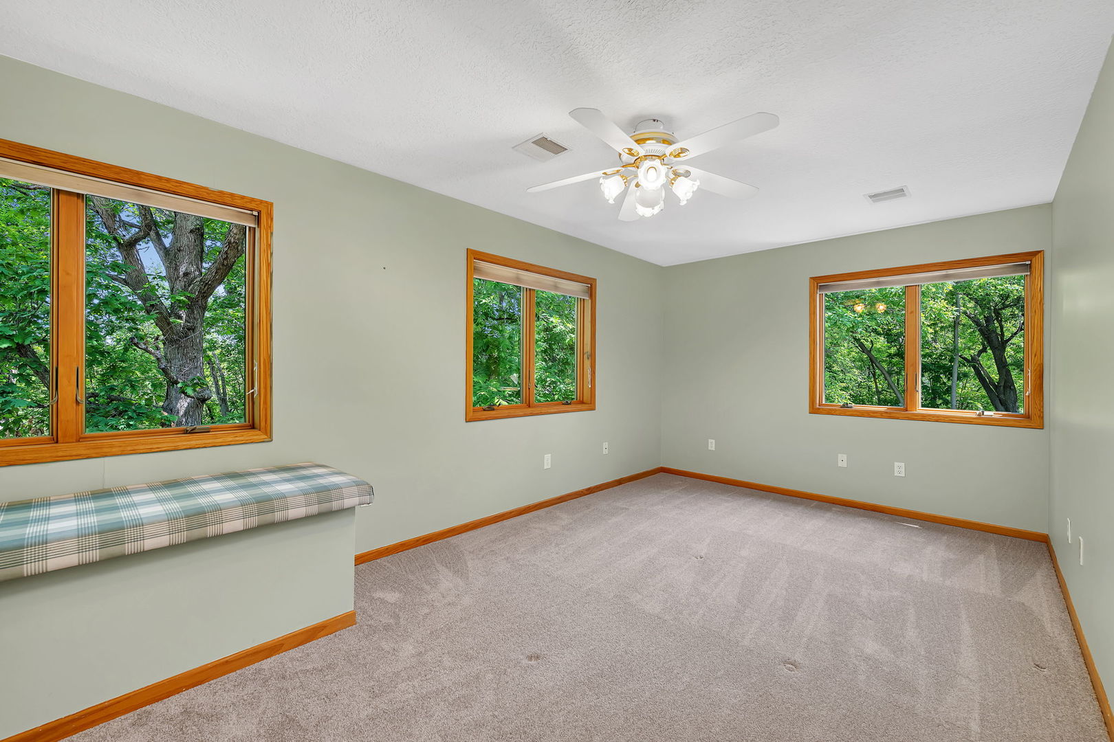 3085 W Southmor Road, Morris, IL 60450