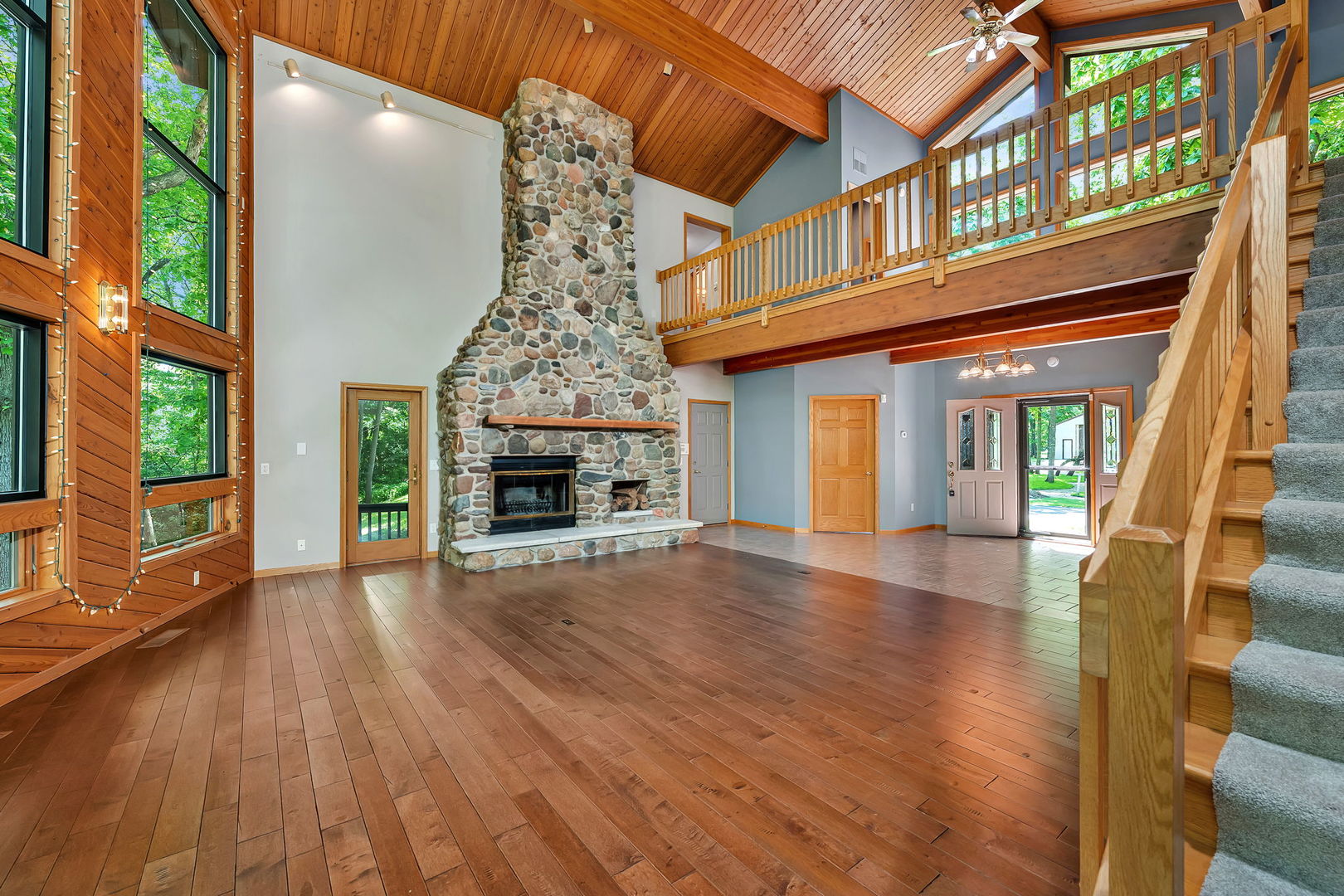 3085 W Southmor Road, Morris, IL 60450