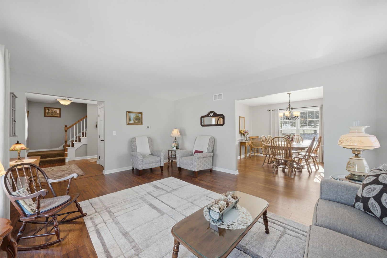 11N215 Capulet Circle, Elgin, IL 60124