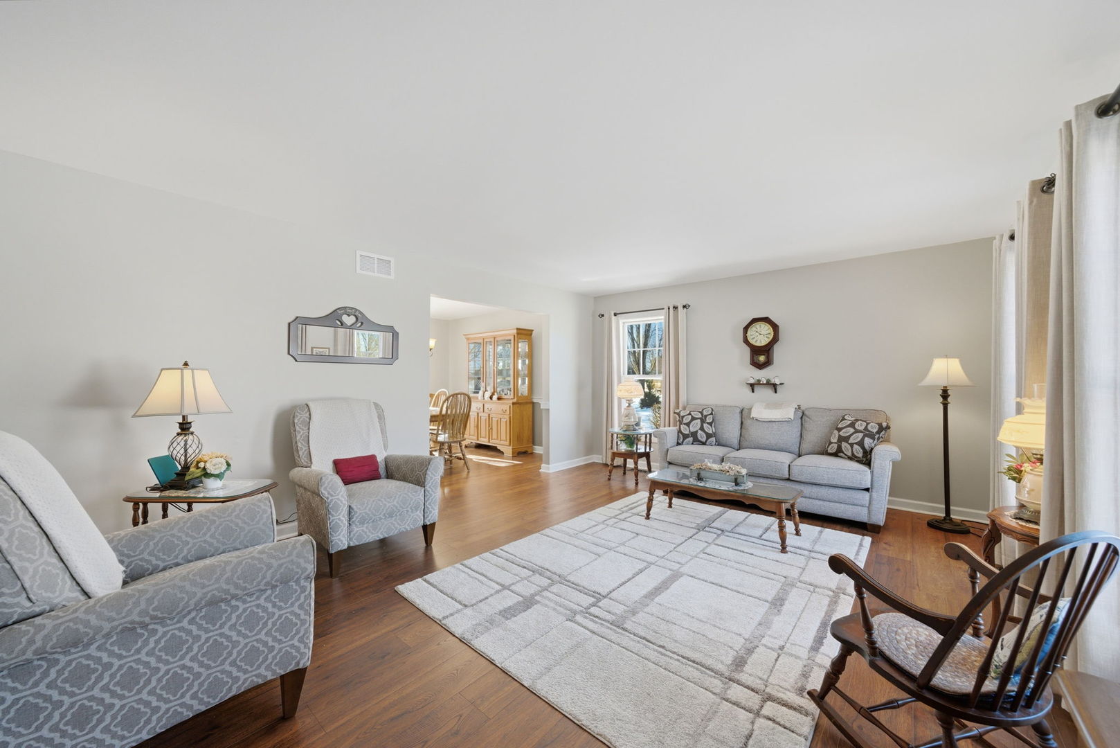 11N215 Capulet Circle, Elgin, IL 60124