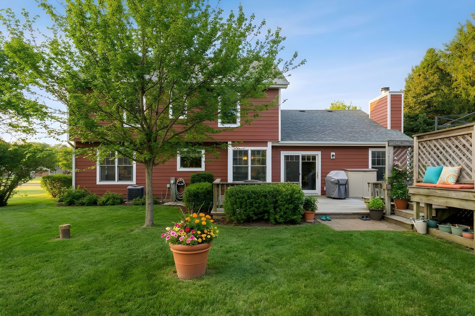 11N215 Capulet Circle, Elgin, IL 60124