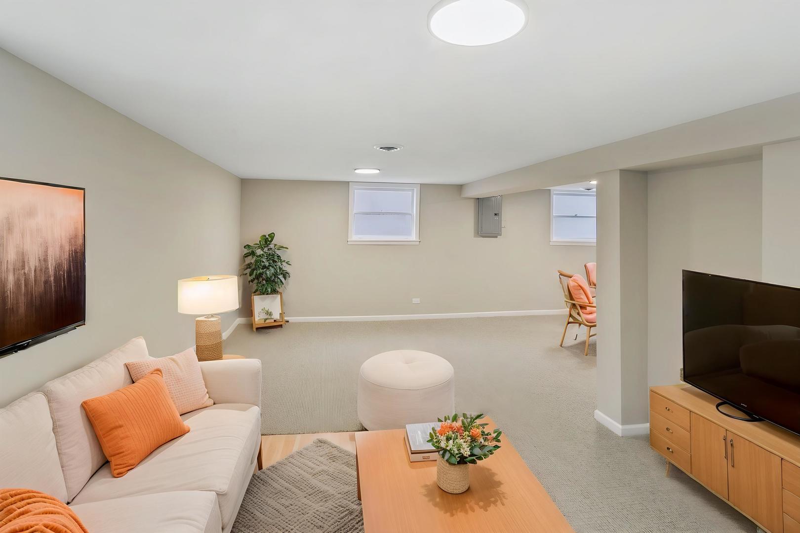 172 Strieff Avenue, Chicago Heights, IL 60411