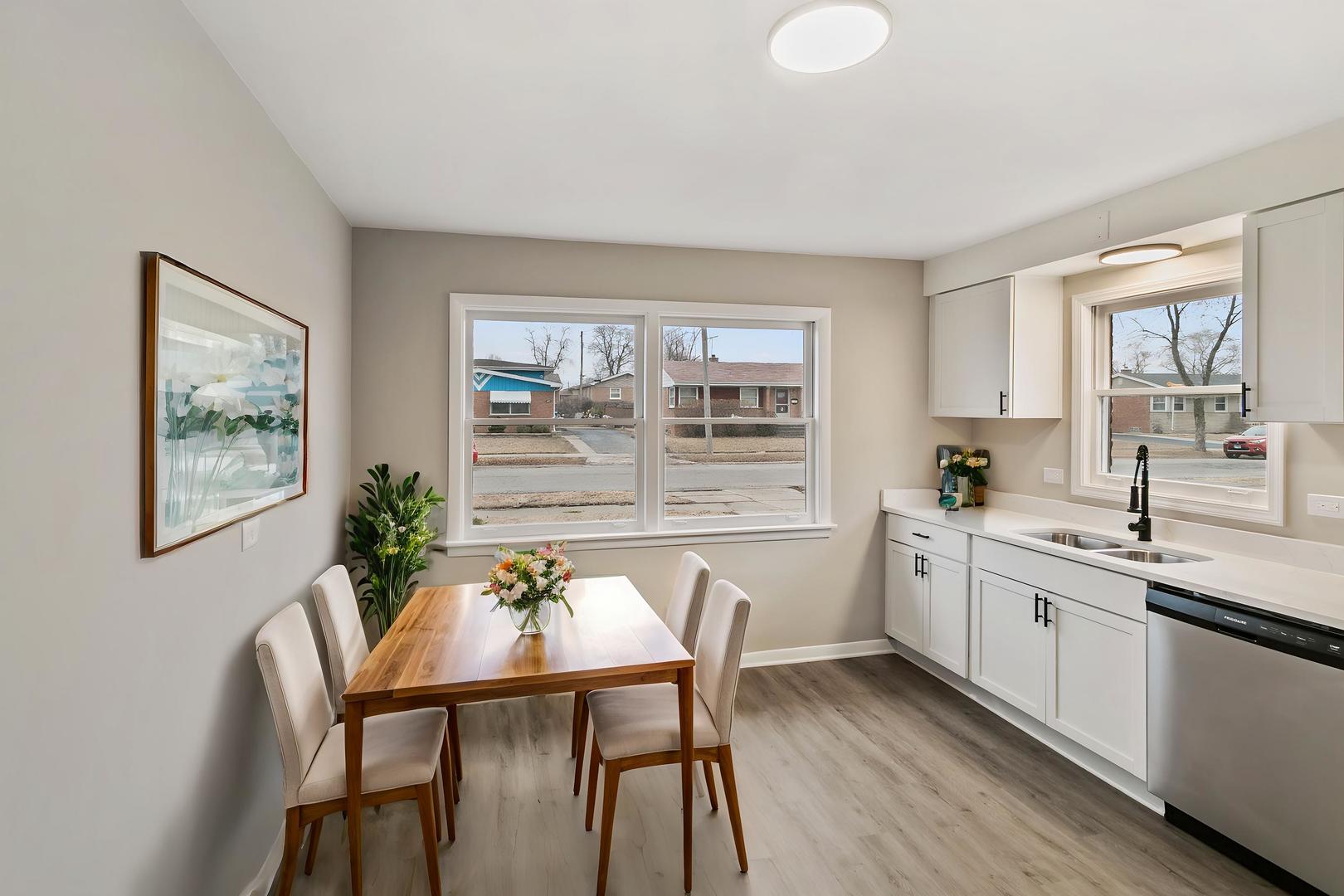 172 Strieff Avenue, Chicago Heights, IL 60411