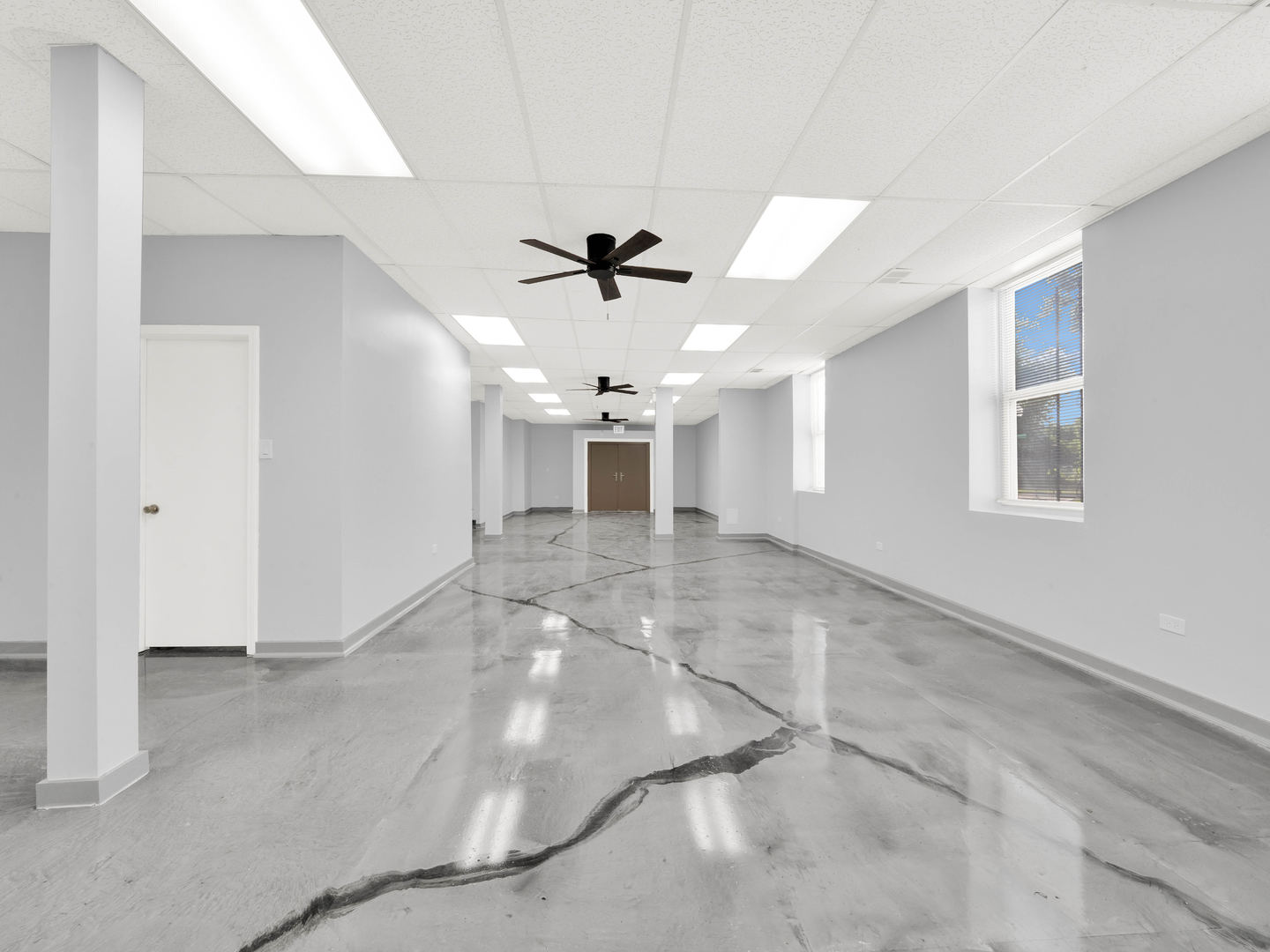 5242 S Damen Avenue, Chicago, IL 60609