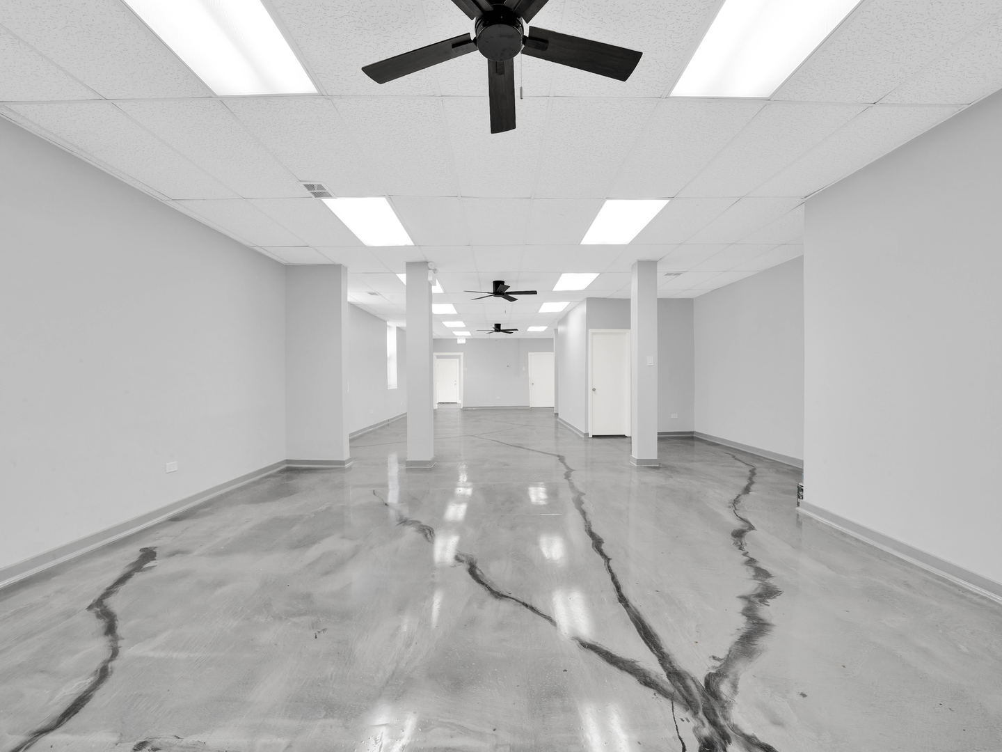 5242 S Damen Avenue, Chicago, IL 60609