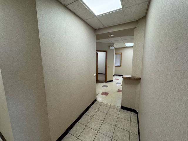 8651 W 159th Street #5, Orland Park, IL 60462