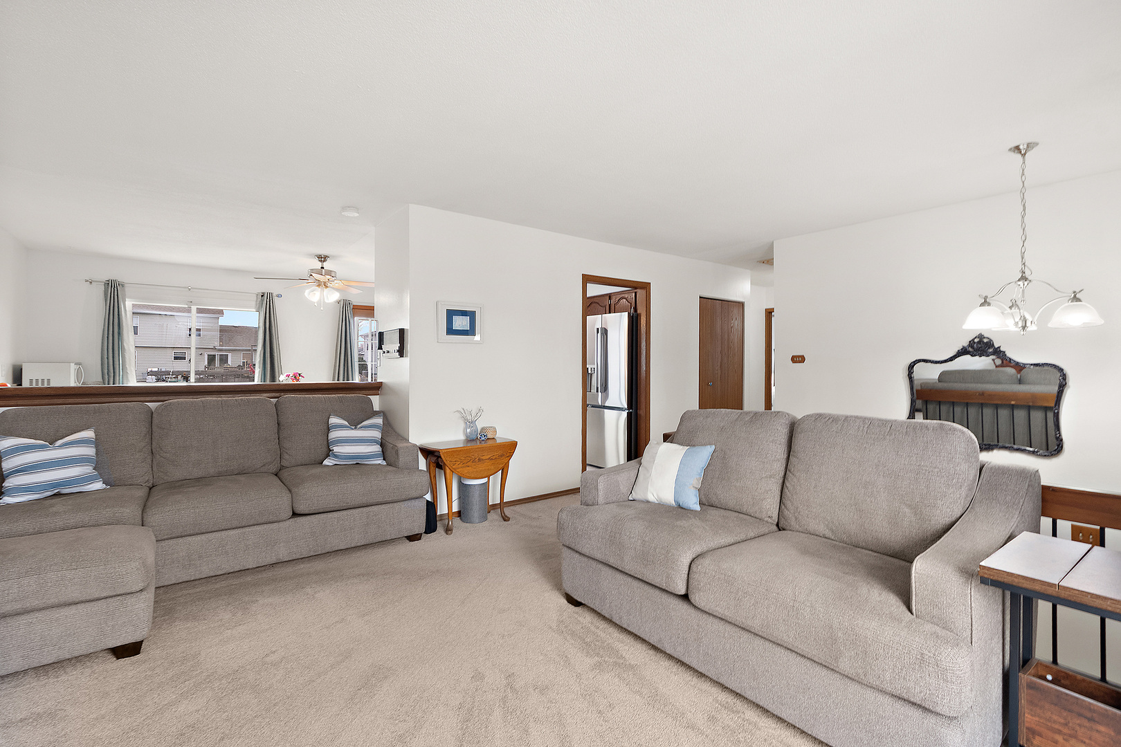 20 Abbeywood Drive, Romeoville, IL 60446