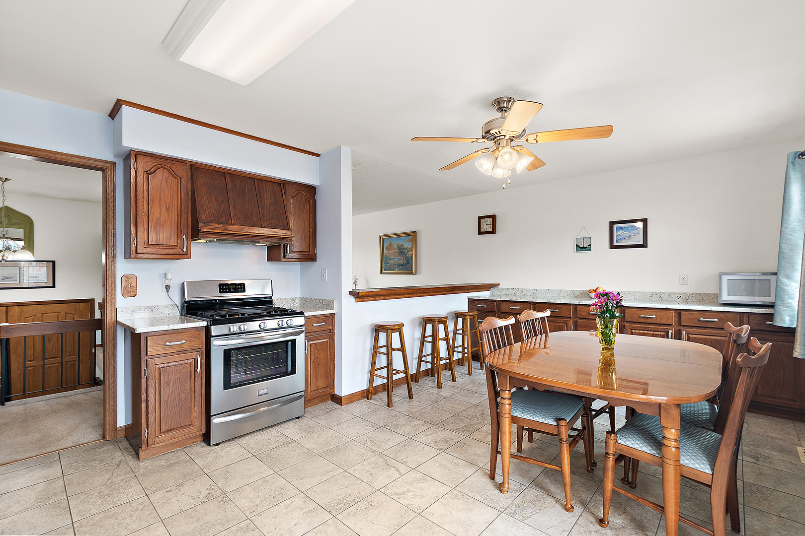 20 Abbeywood Drive, Romeoville, IL 60446