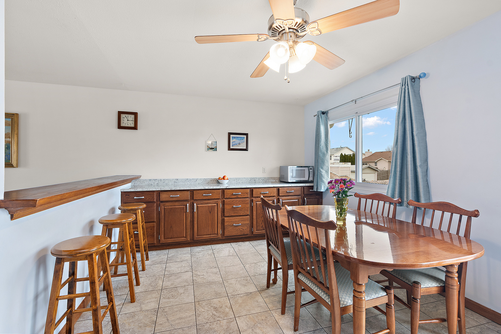 20 Abbeywood Drive, Romeoville, IL 60446