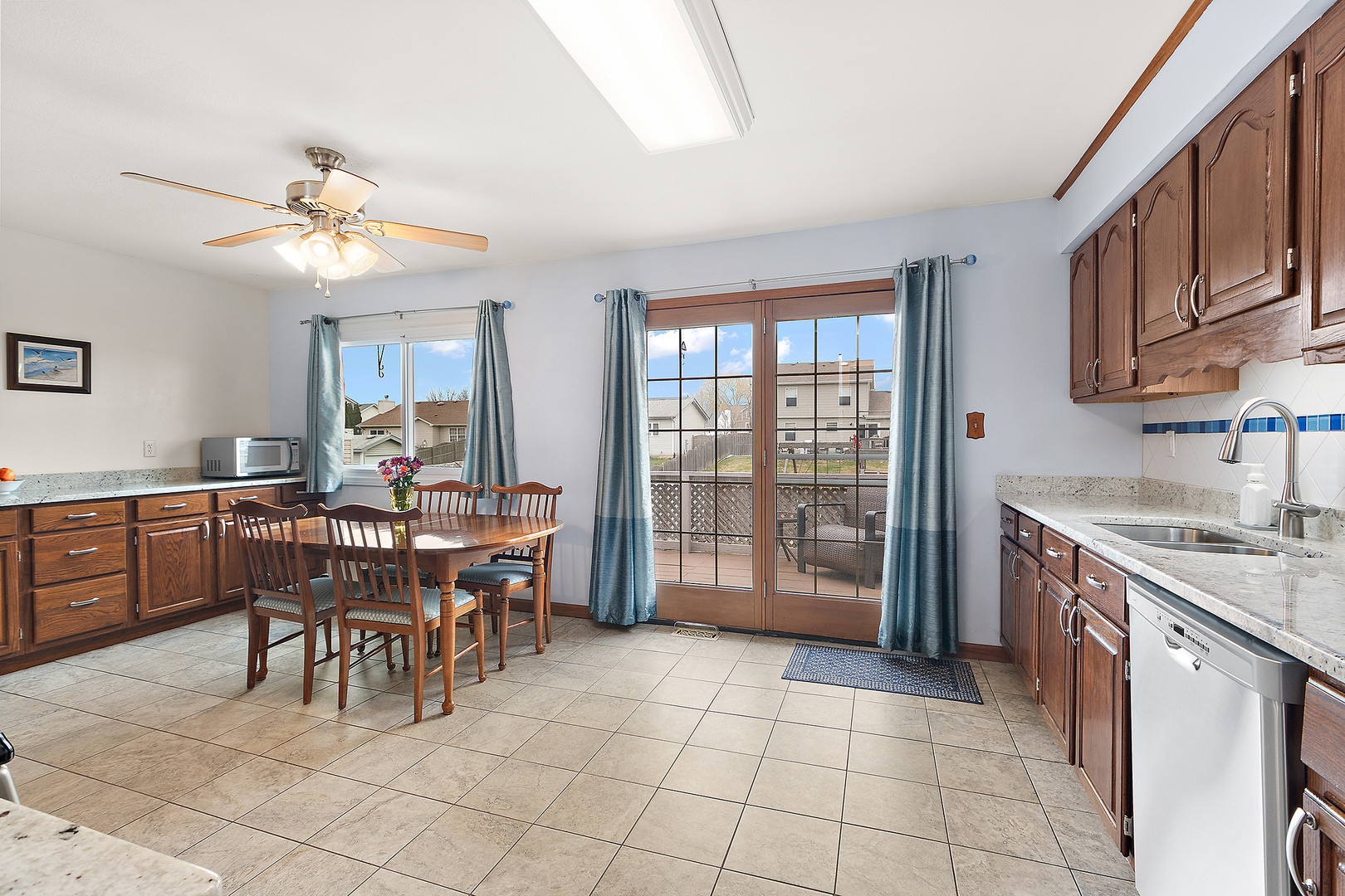 20 Abbeywood Drive, Romeoville, IL 60446