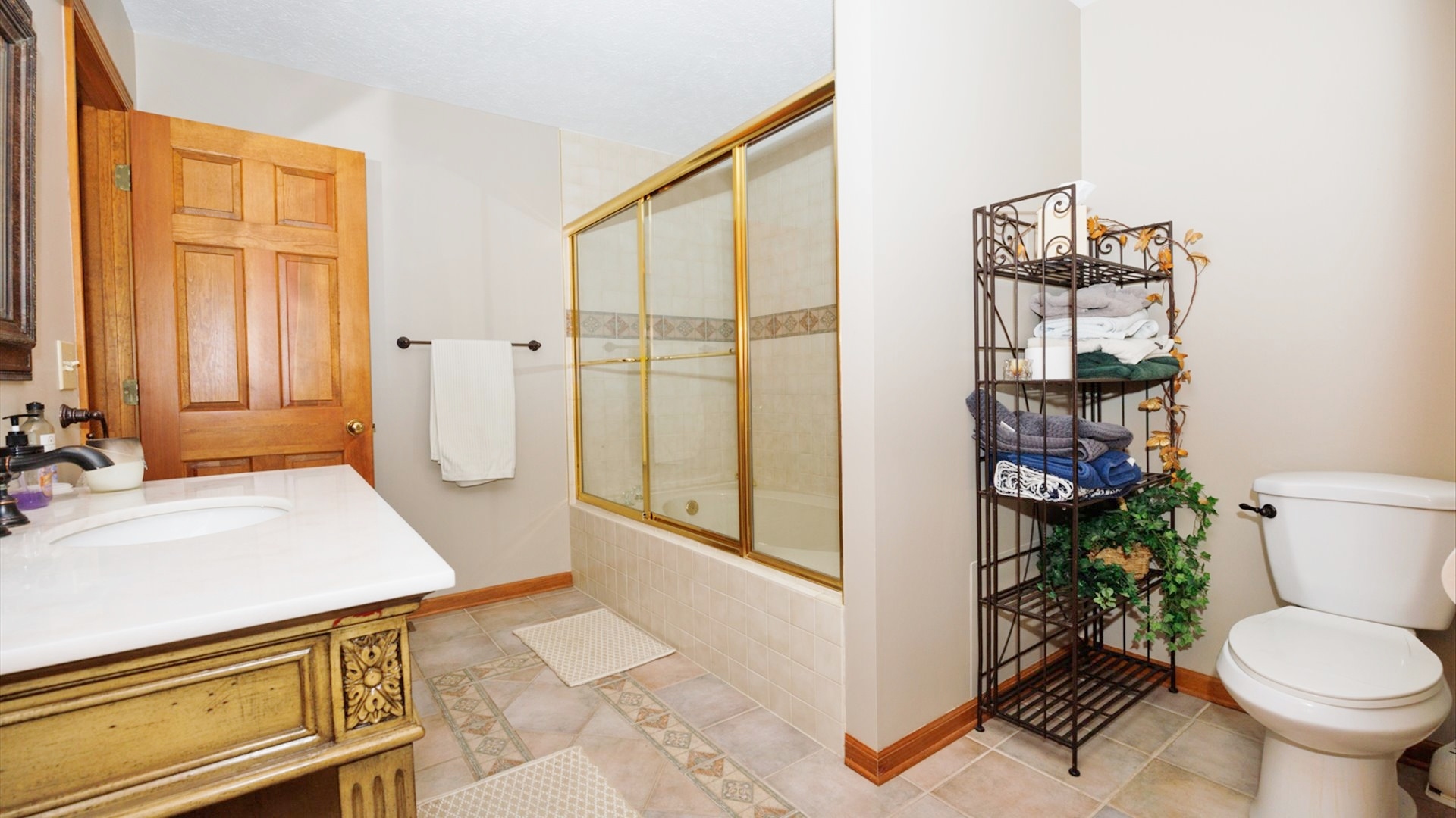 2838 Saint Andrews Court, El Paso, IL 61738