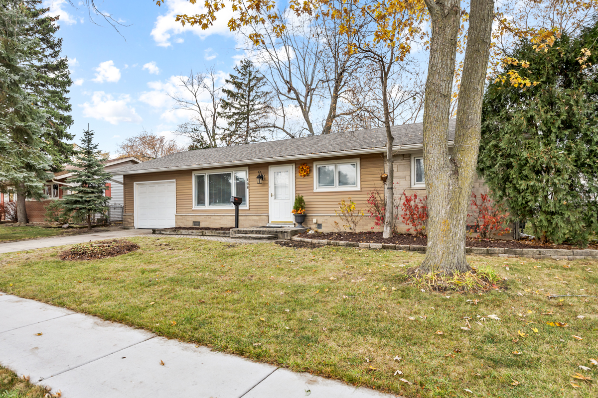 198 Shadywood Lane, Elk Grove Village, IL 60007