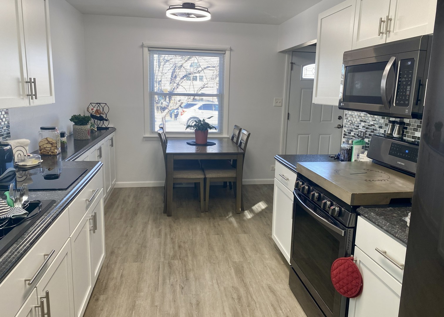 8617 Major Avenue, Burbank, IL 60459