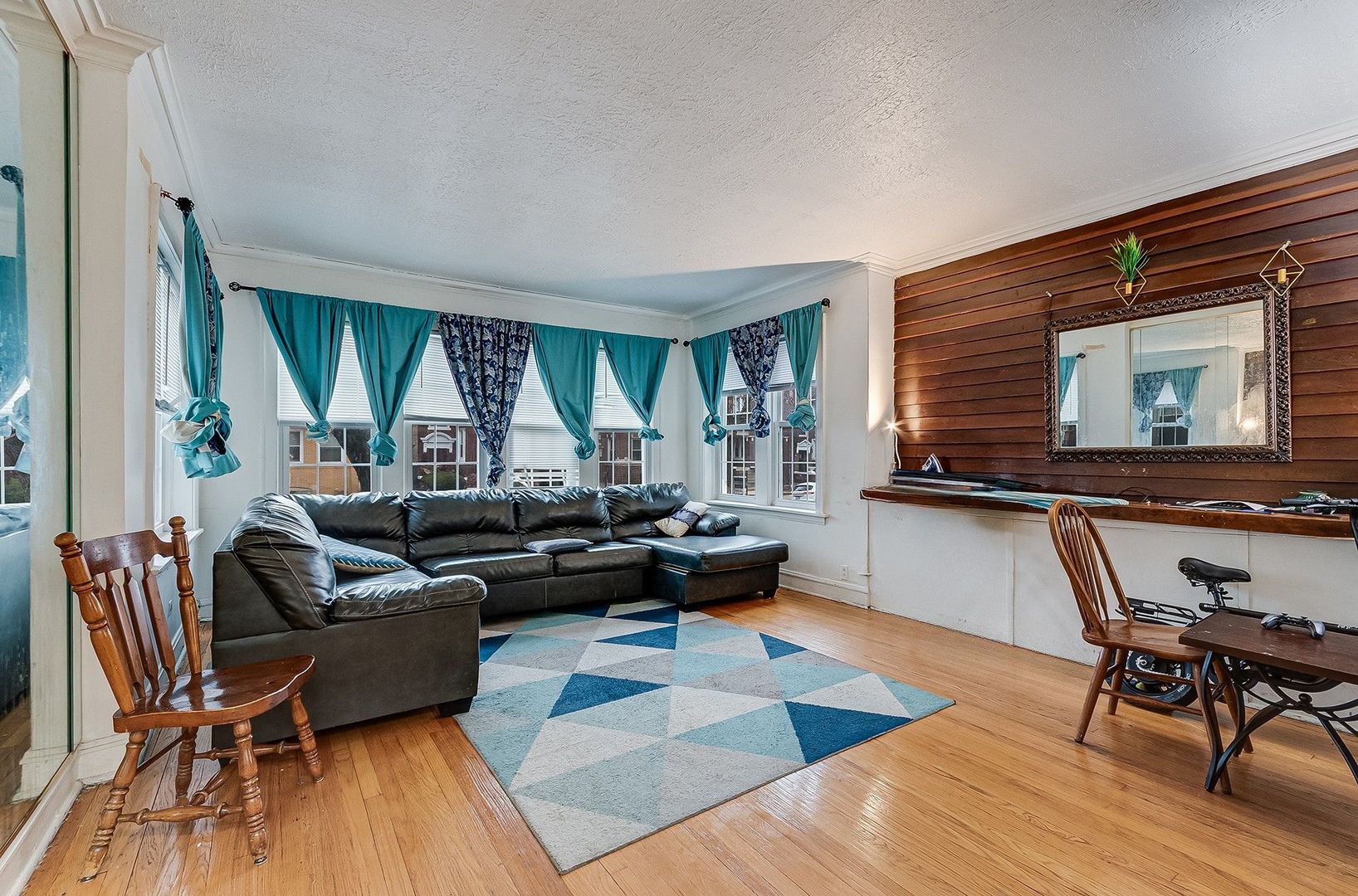 8047 S Justine Street, Chicago, IL 60620