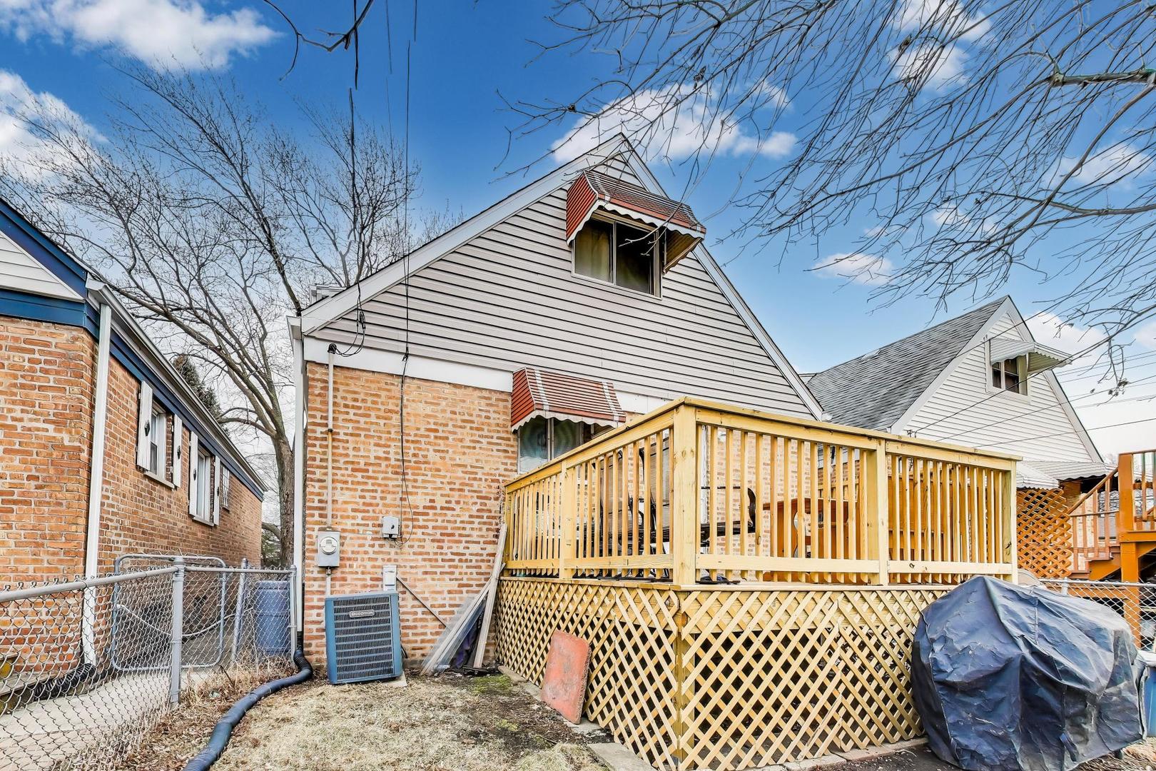 7772 Lavergne Avenue, Burbank, IL 60459