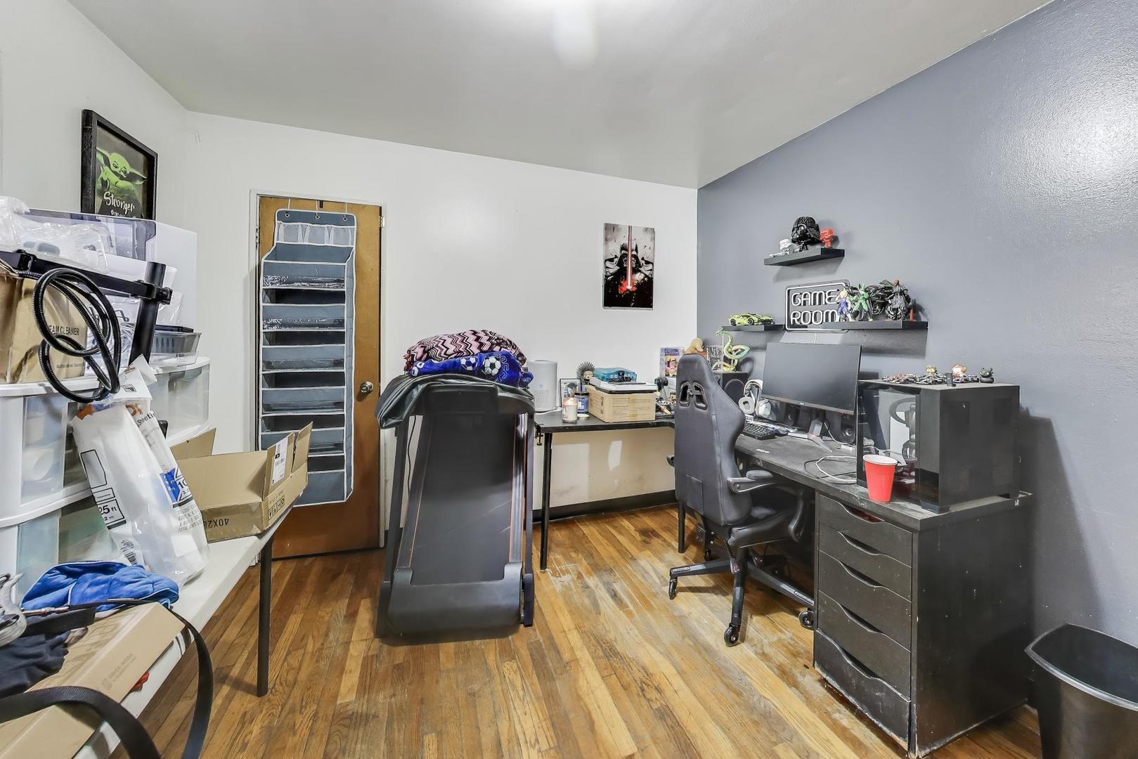 7772 Lavergne Avenue, Burbank, IL 60459