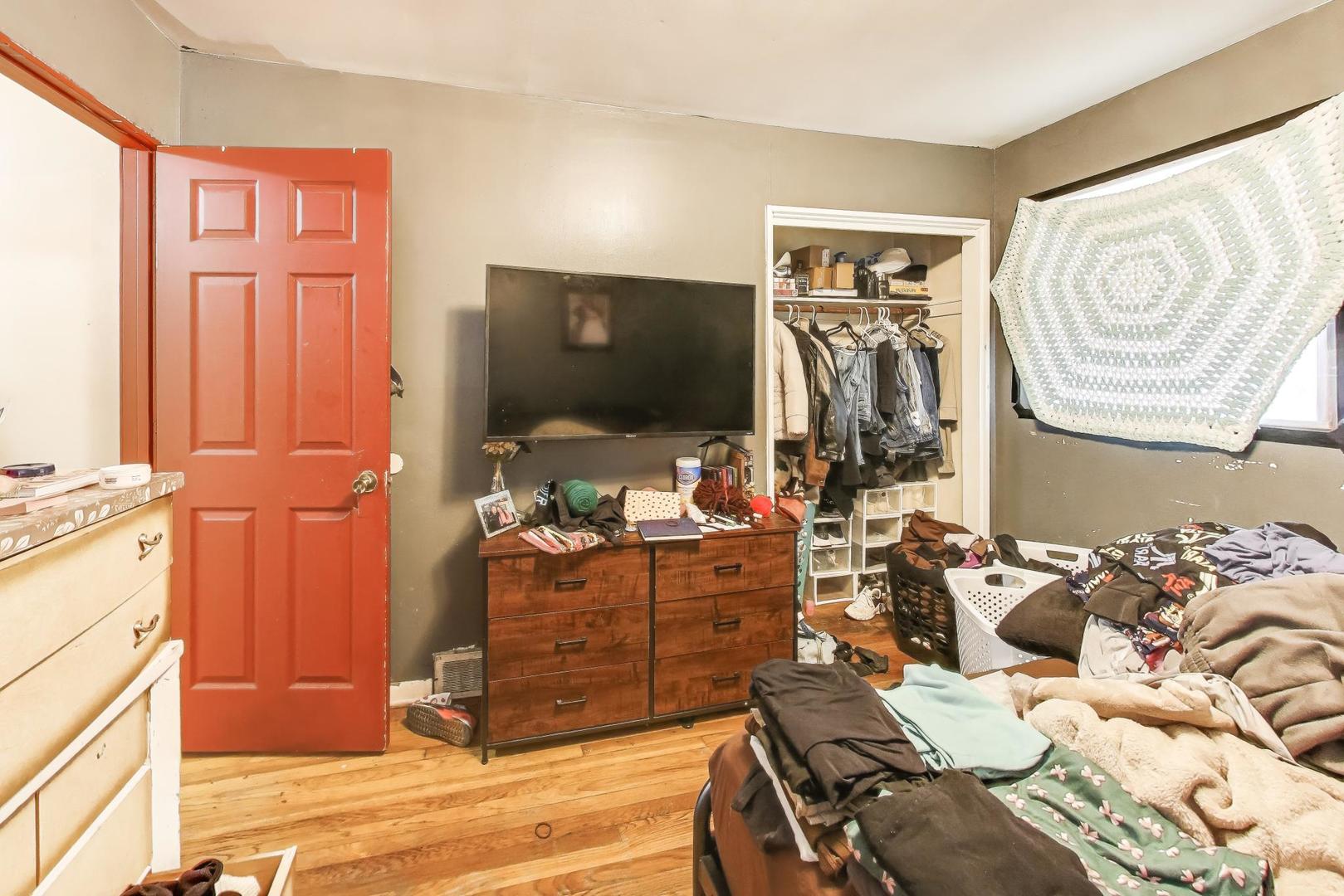 7772 Lavergne Avenue, Burbank, IL 60459