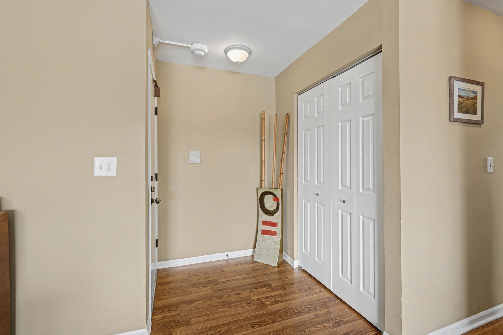 450 Raintree Court #3B, Glen Ellyn, IL 60137