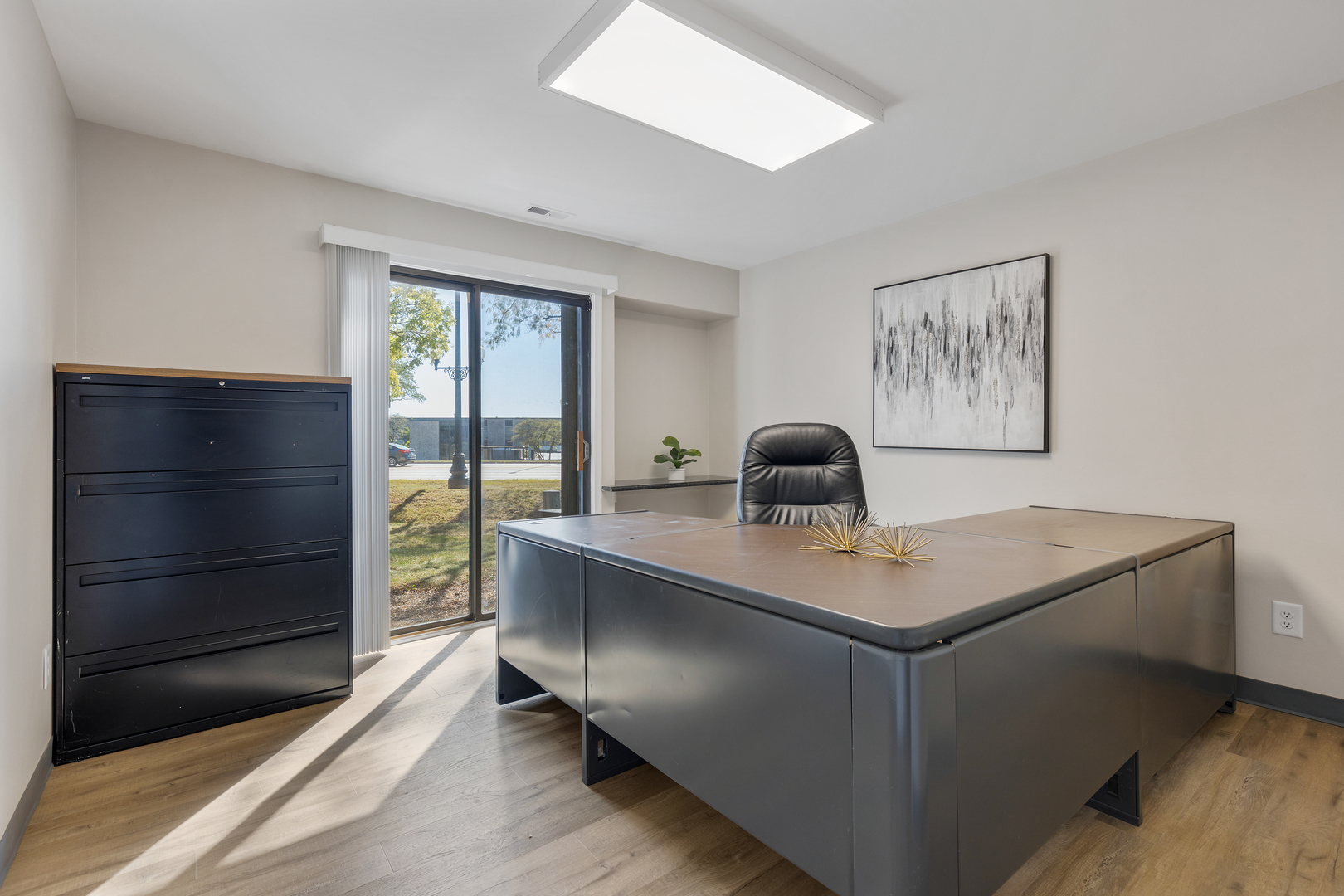 1250 Executive Place #300, Geneva, IL 60134