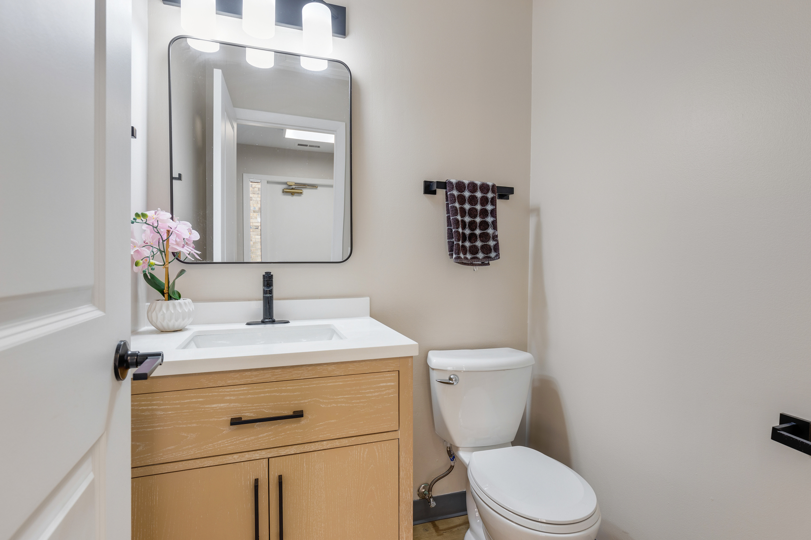 1250 Executive Place #300, Geneva, IL 60134