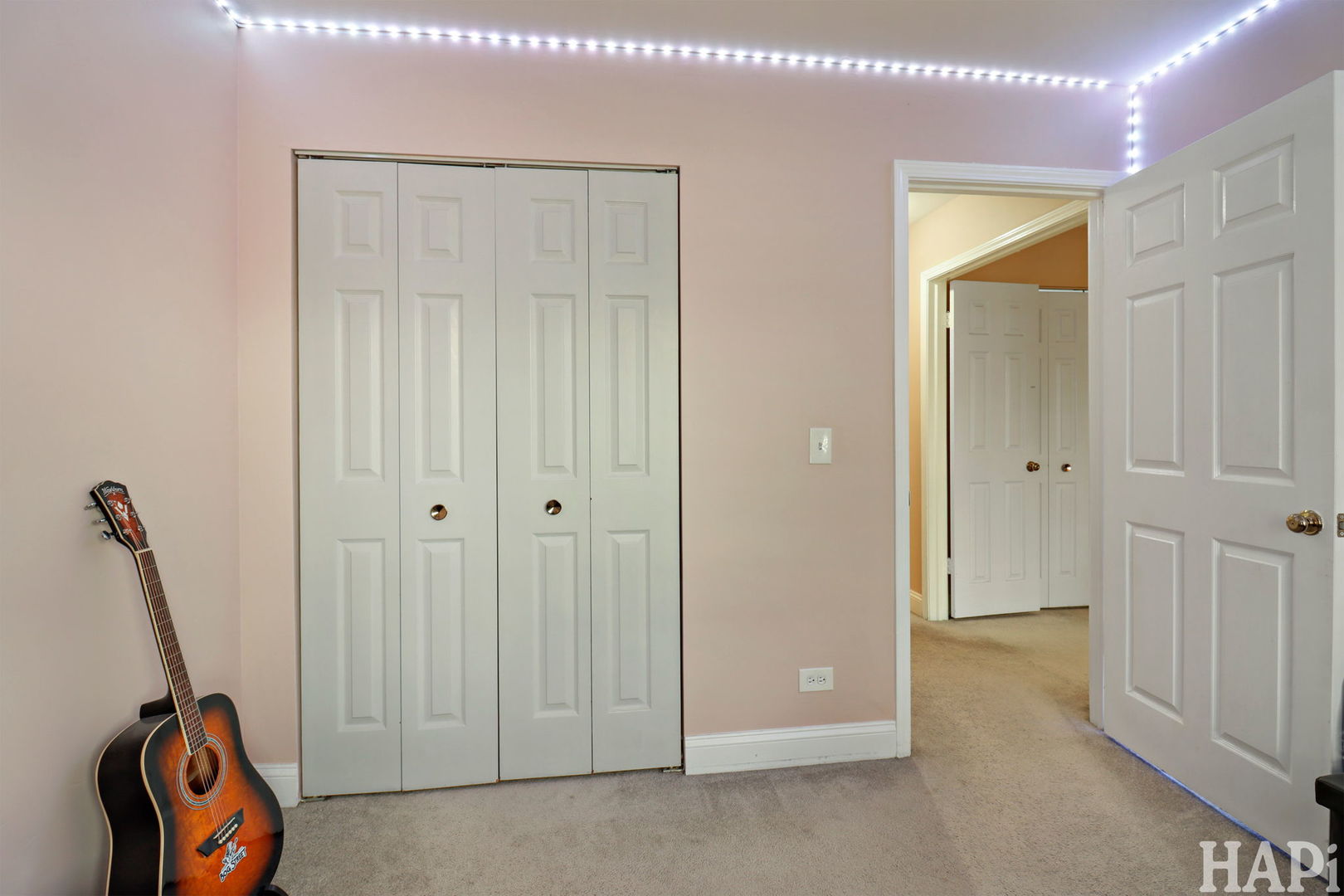 1300 Cromwell Court #1300, Vernon Hills, IL 60061