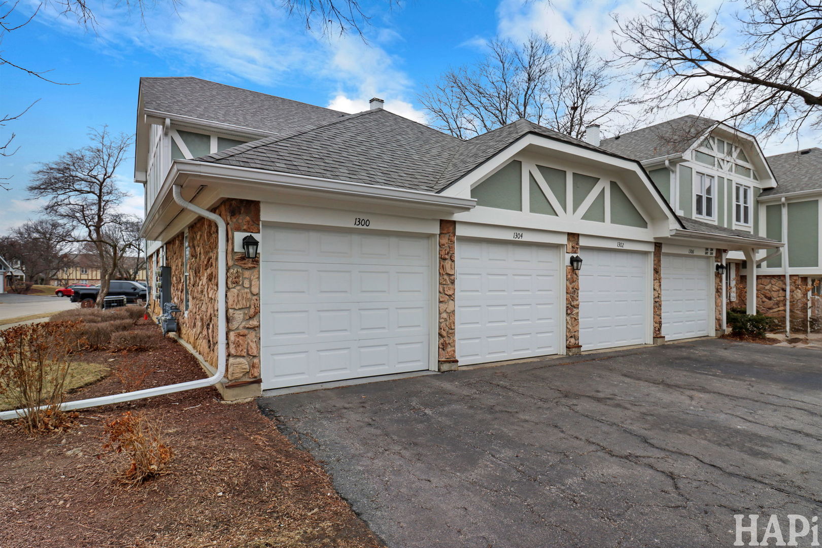 1300 Cromwell Court #1300, Vernon Hills, IL 60061