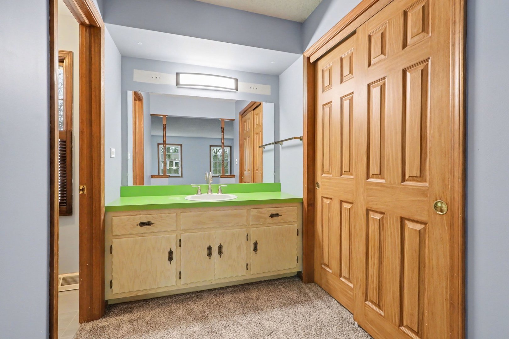 720 Meadow Wood Drive, Joliet, IL 60431