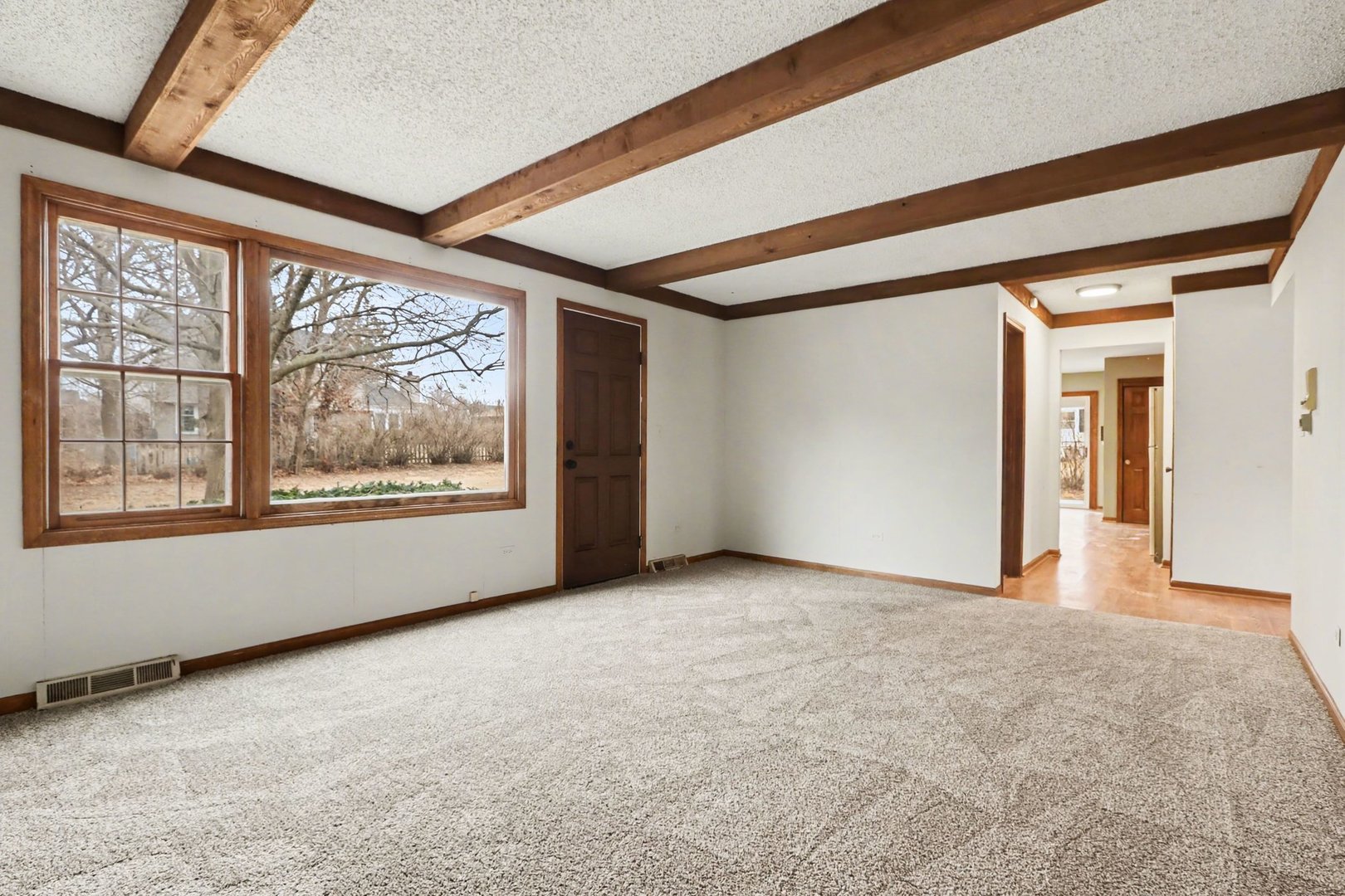 720 Meadow Wood Drive, Joliet, IL 60431