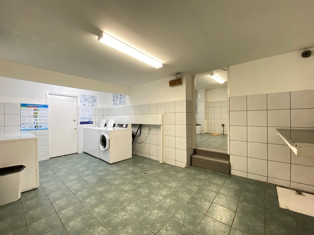 860 E Old Willow Road #221, Prospect Heights, IL 60070