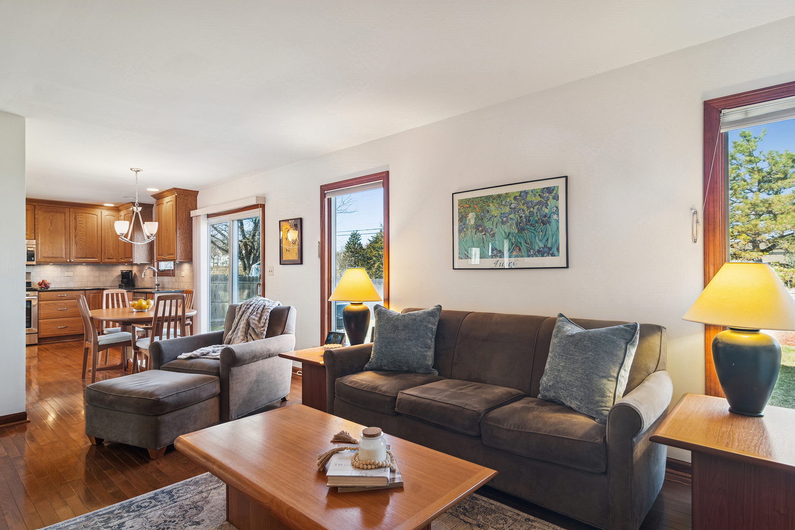 1332 Edington Lane, Mundelein, IL 60060