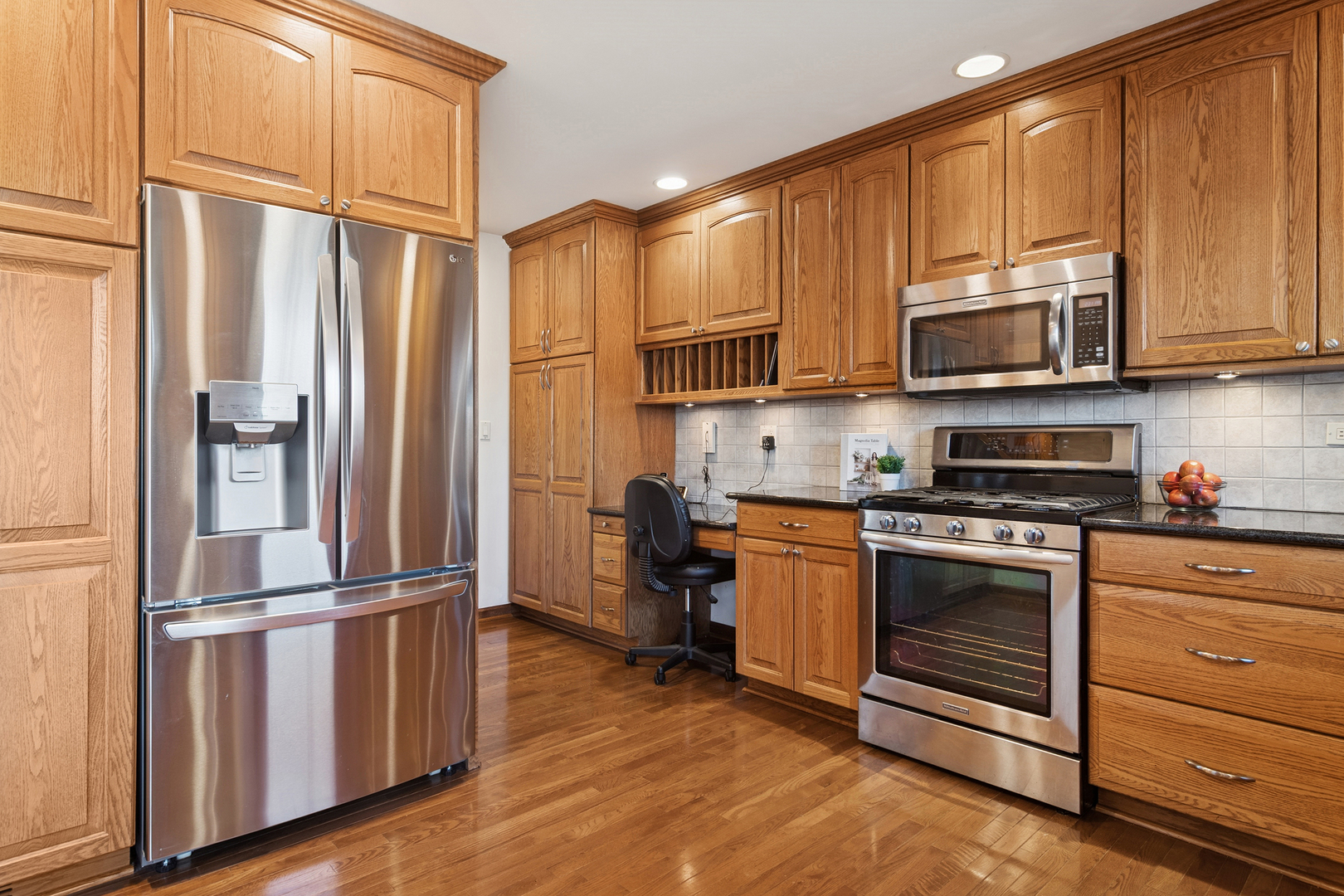 1332 Edington Lane, Mundelein, IL 60060