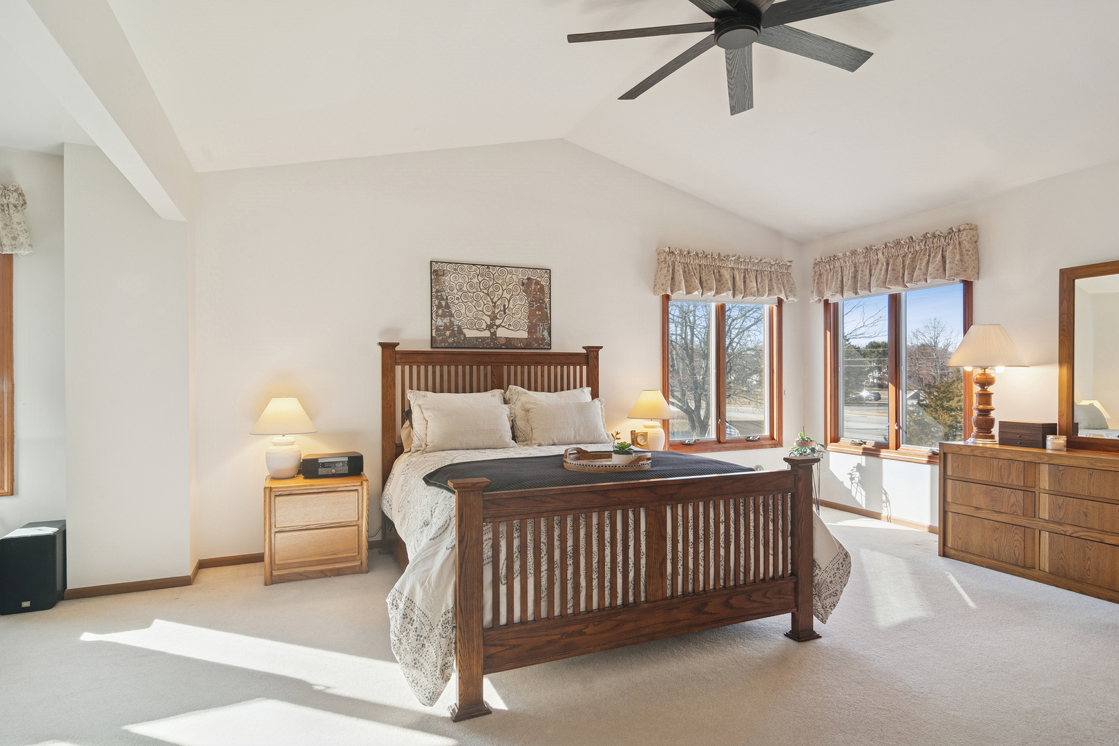 1332 Edington Lane, Mundelein, IL 60060