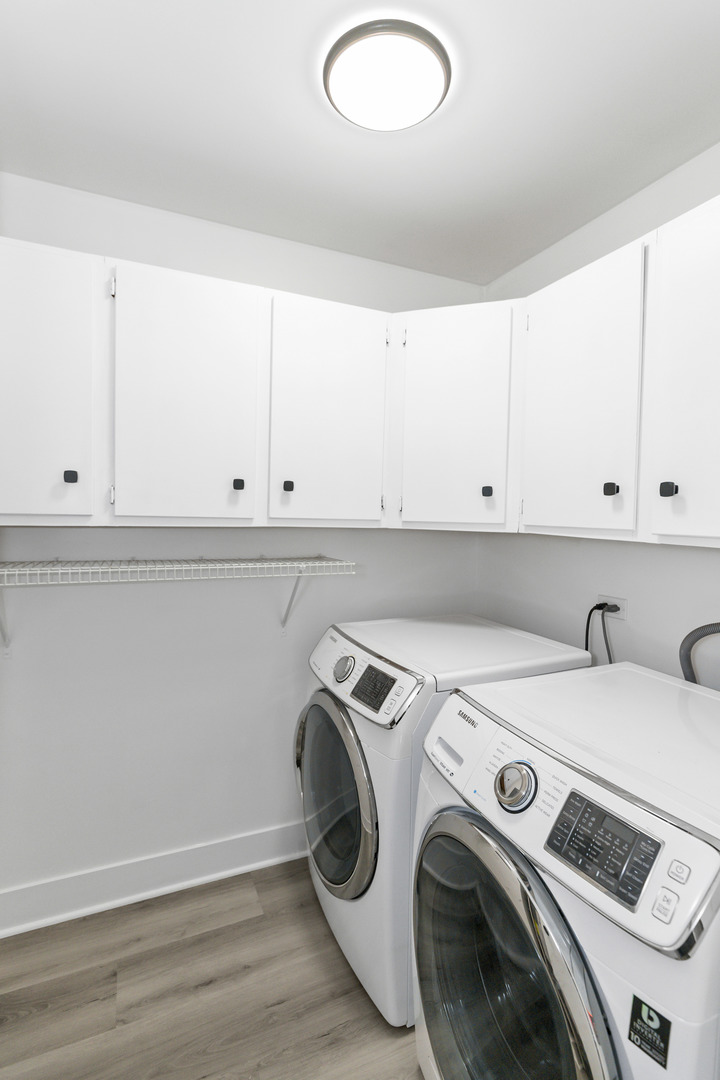 1325 Williamsburg Drive #C1, Schaumburg, IL 60193