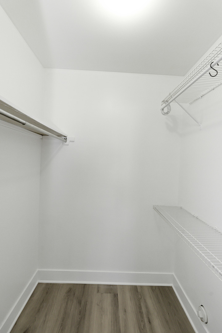 1325 Williamsburg Drive #C1, Schaumburg, IL 60193