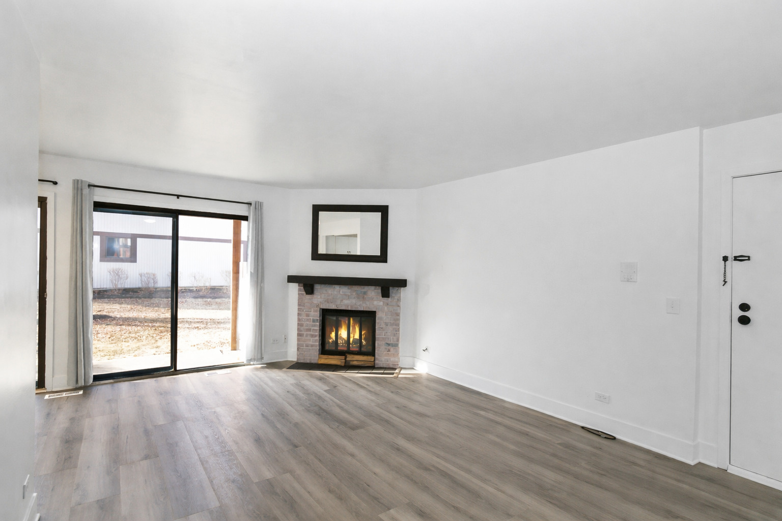 1325 Williamsburg Drive #C1, Schaumburg, IL 60193