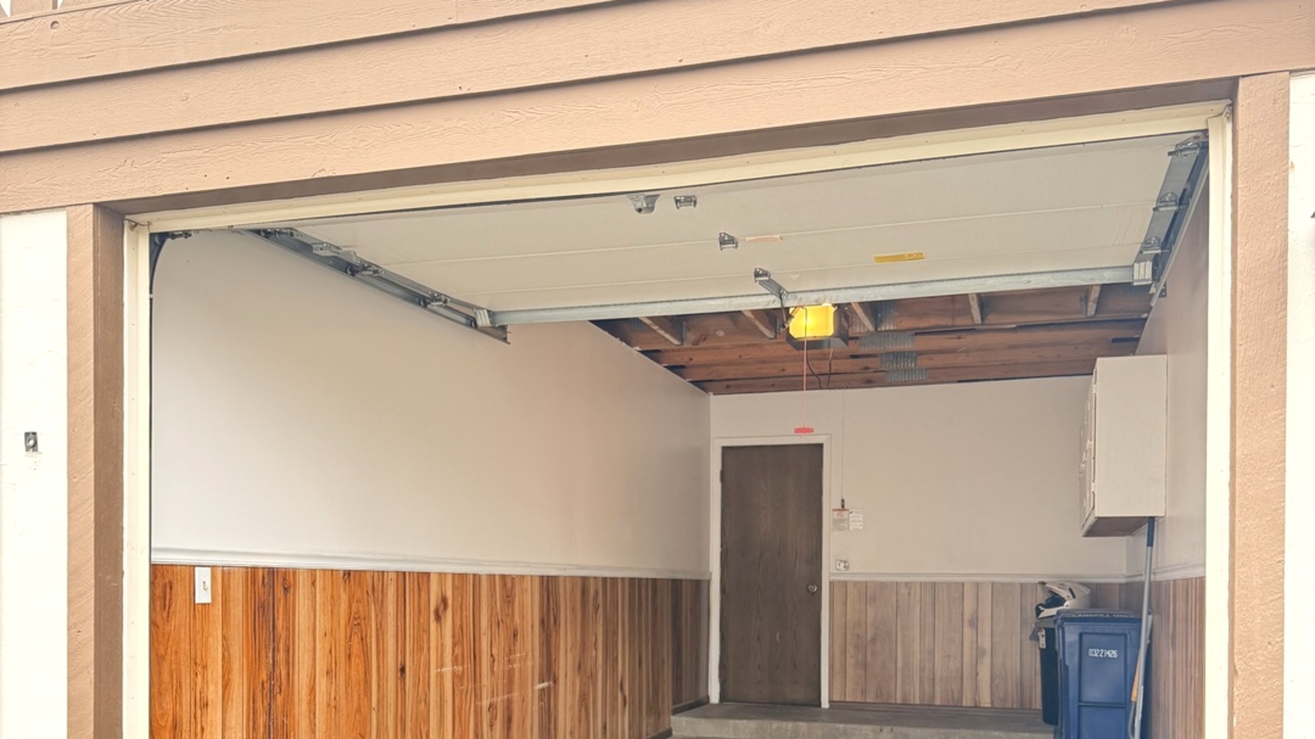 1325 Williamsburg Drive #C1, Schaumburg, IL 60193