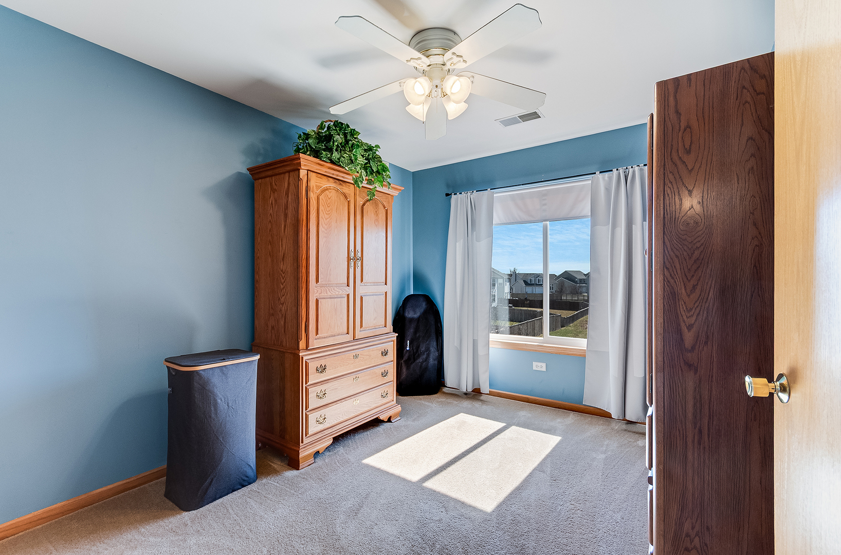 546 Meadow Lily Drive, Joliet, IL 60431