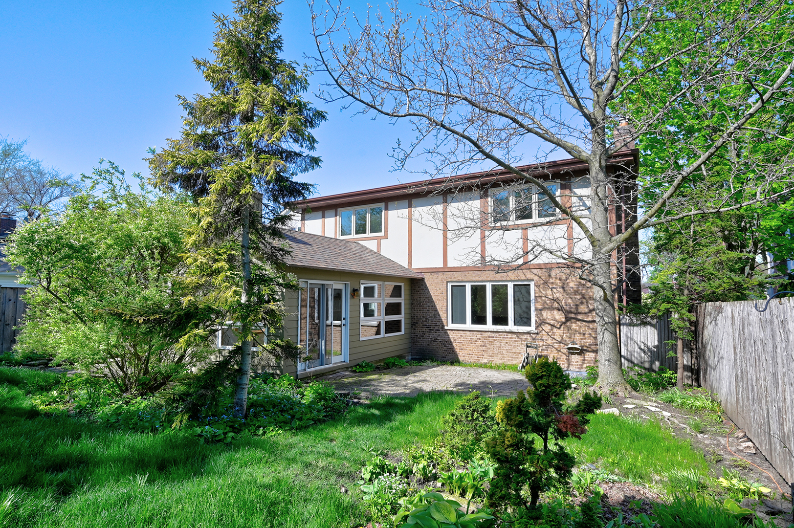 4569 Woodland Avenue, Western Springs, IL 60558