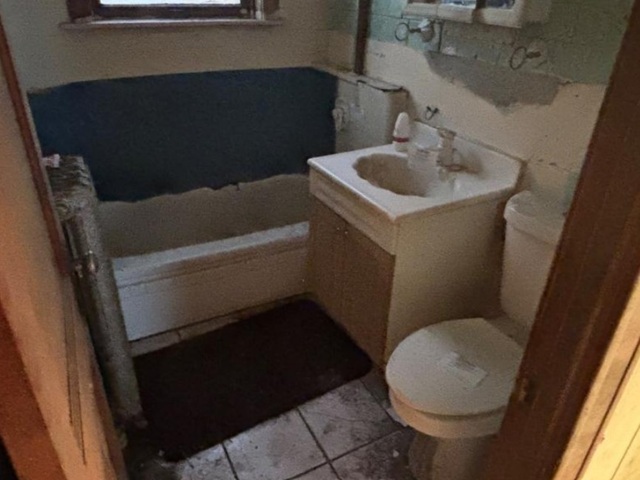 11336 S Calumet Avenue, Chicago, IL 60628