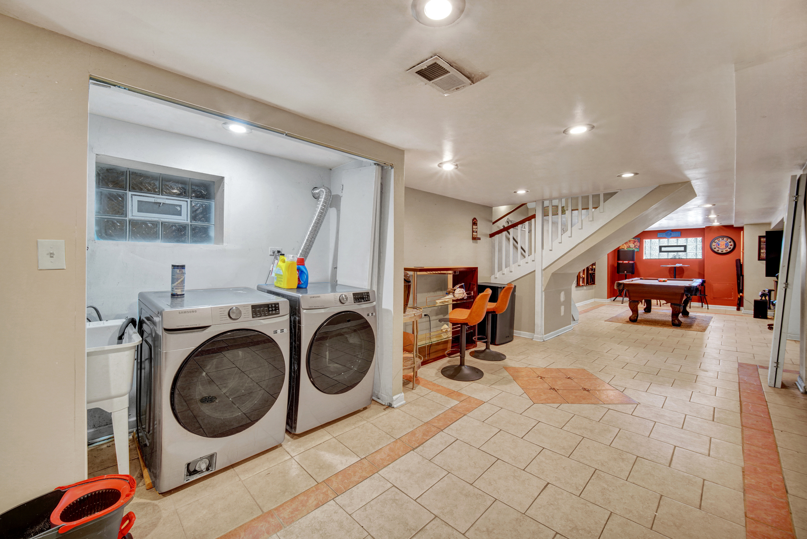 7139 S KEDZIE Avenue, Chicago, IL 60629