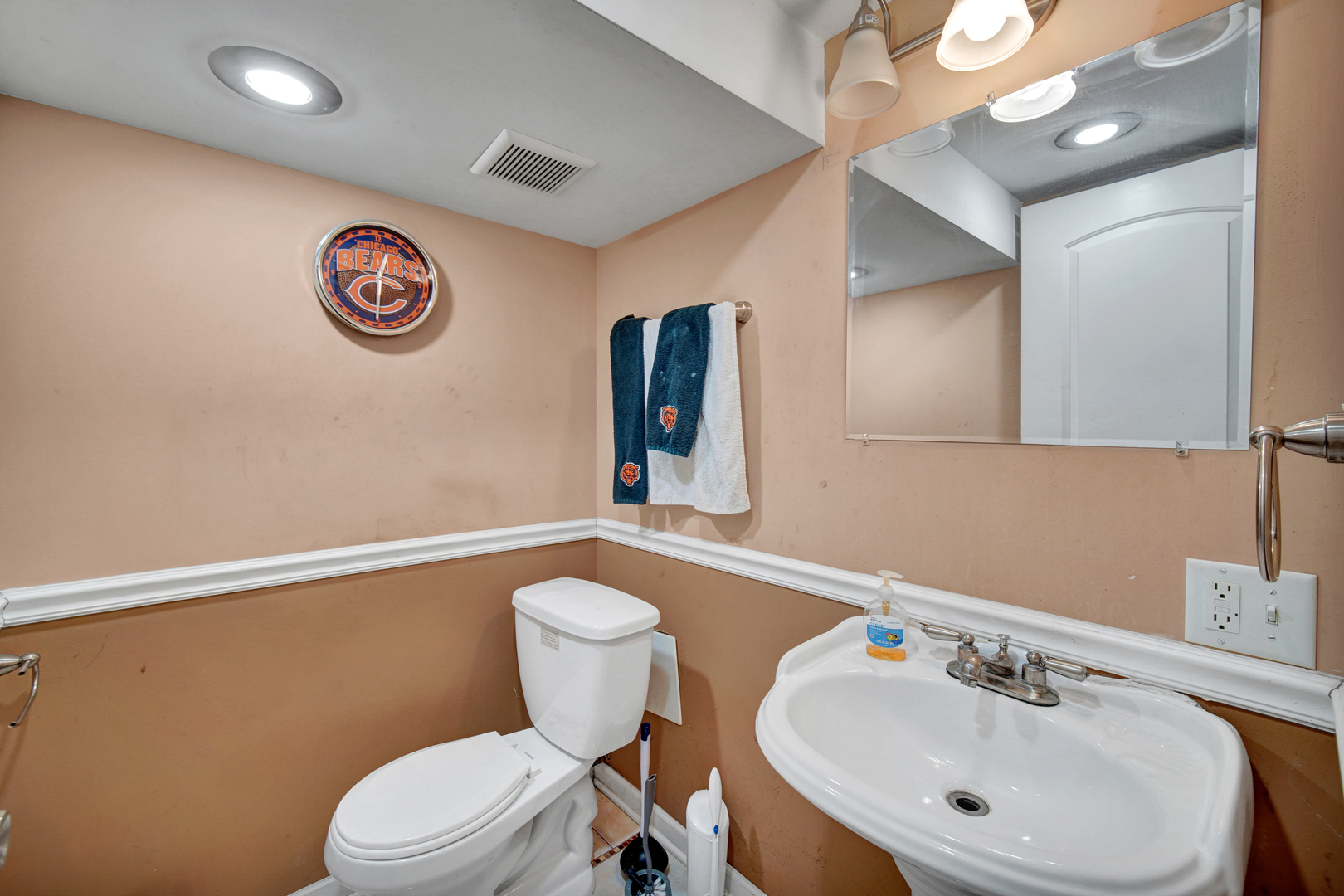 7139 S KEDZIE Avenue, Chicago, IL 60629