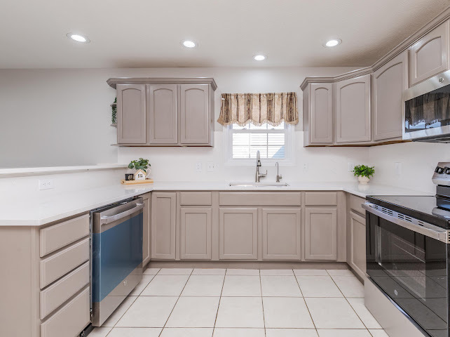 2275 Boulder Drive, Normal, IL 61761