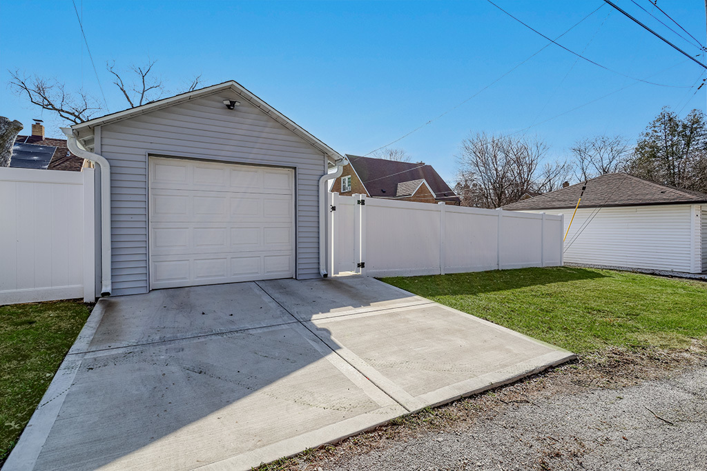 1179 S Elm Avenue, Kankakee, IL 60901