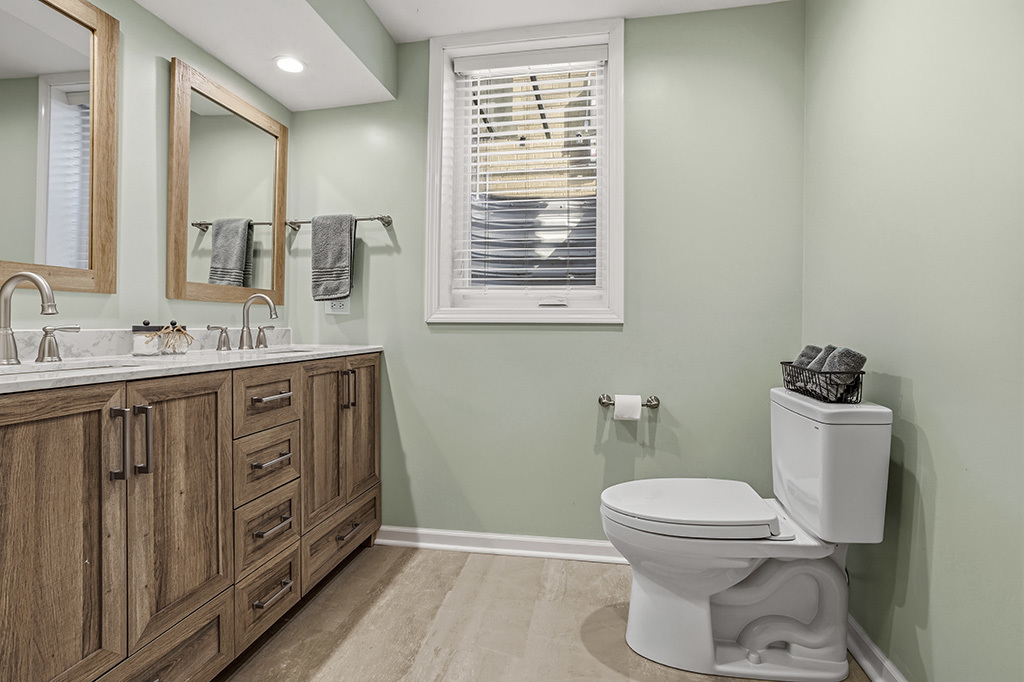 1179 S Elm Avenue, Kankakee, IL 60901