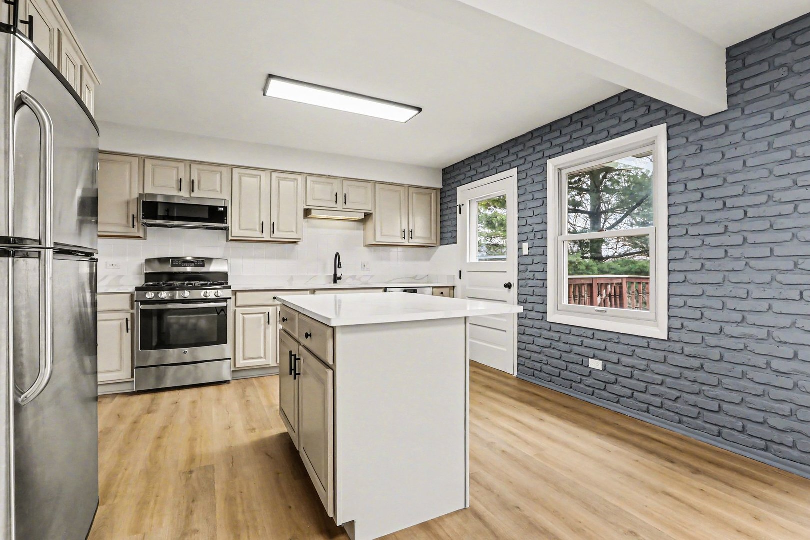 6607 163rd Place, Tinley Park, IL 60477