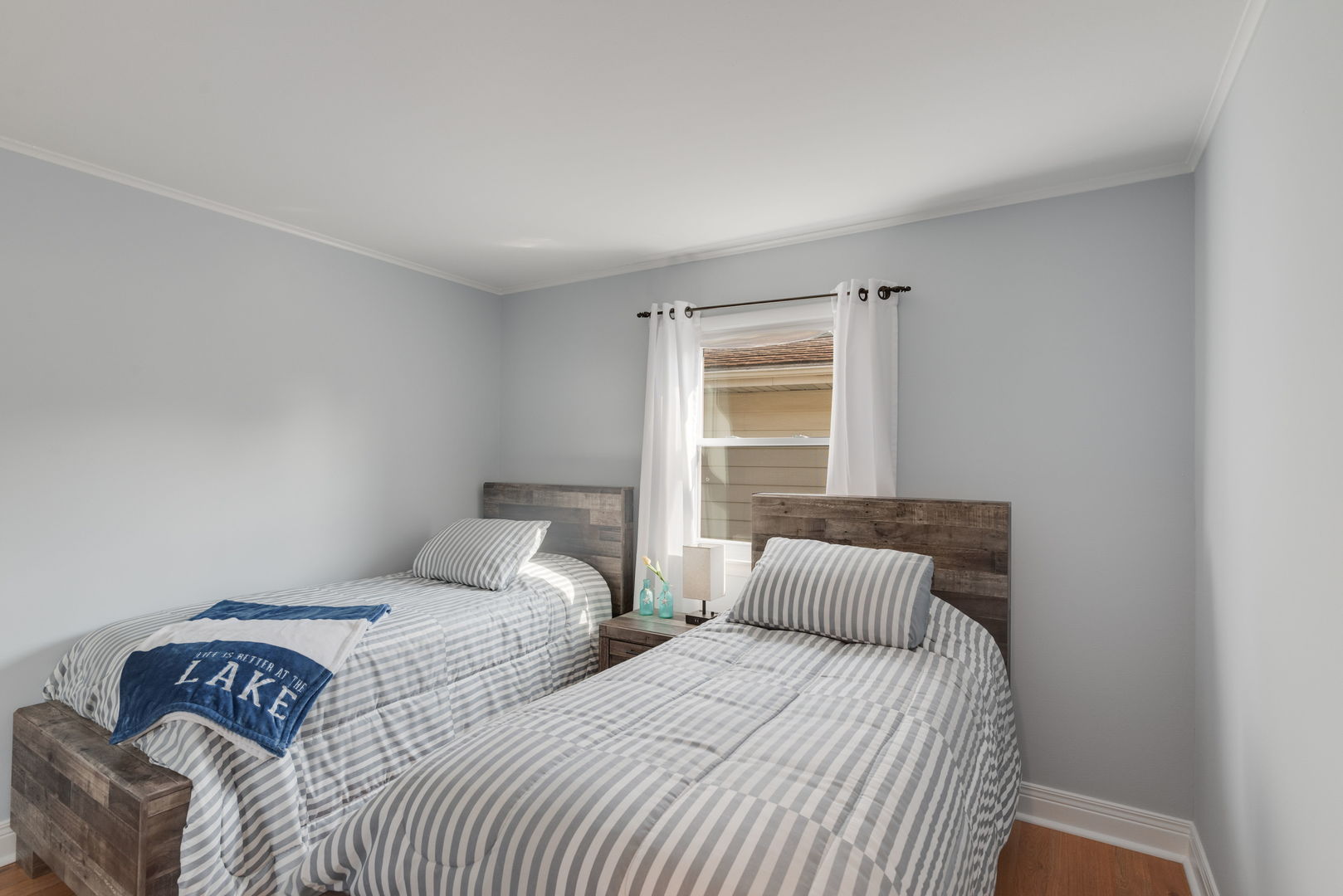 188 Oakwood Drive, Antioch, IL 60002